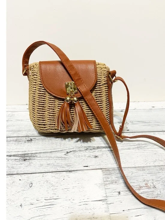 Straw Wicker Crossbody Summer Purse Tote - Picture 1 of 6